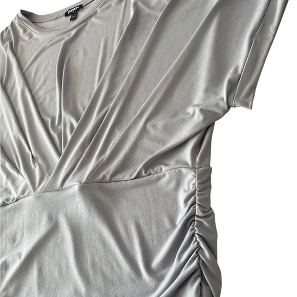 Express Gray Ruched Cuffed Sleeve Tee - Picture 2 of 4